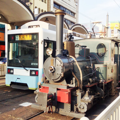 愛媛県　松山市駅　坊ちゃん列車