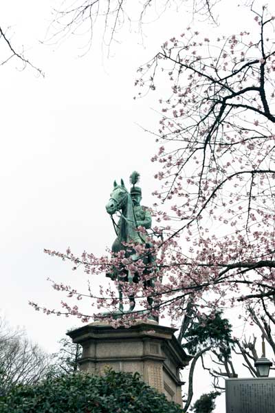 上野公園 小松宮彰仁親王像